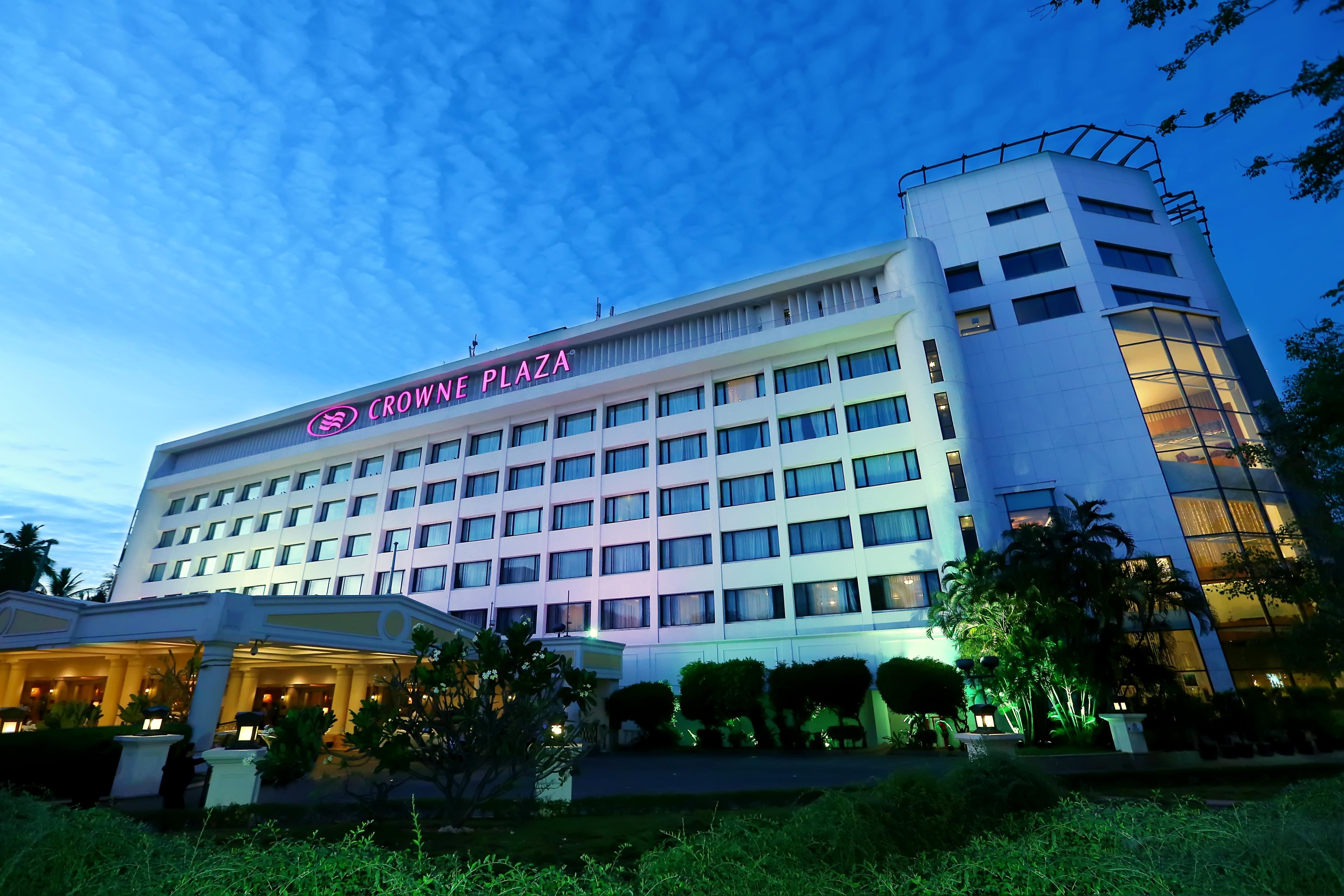 Crowne Plaza Chennai Adyar Park, An Ihg Hotel Buitenkant foto Khon Kaen Plaza Hotel
